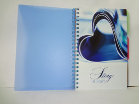 680318 Зошит А4/144 пласт.обкл."Сердце св-син"