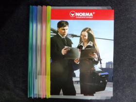 Папка-файл A4 NORMA 5622 з бічною планкою-затиском, 7 мм, 40 арк. (5/120)