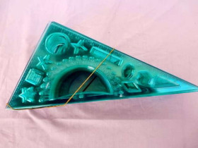 Трикутник кольор.  20см  "Козлов" (25шт)