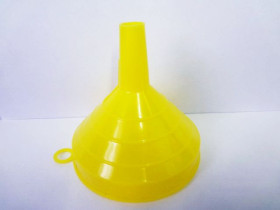 Лійка пластикова, мала