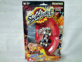 Игра 8008 ABCDE (120шт) скейт для пальцев,5 видов,запас.дет.,трамплин(15,65)