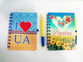 Блокнот "І", А6-67, тверда обкладинка, пружина (12/120)