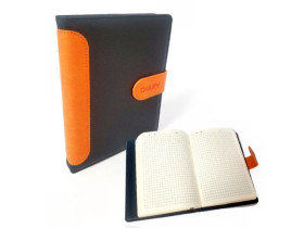 Блокнот А5 140044 шкірзам, кліт. WL25-26, 98арк "L"