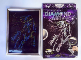 01-05 Бриллиантовый блеск DIAMOND ART, 23*33см Данко Тойс
