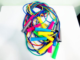 035/12 "Скакалка кол.6" диам.5мм 2,60см (100шт)