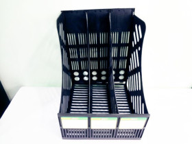 Лоток д/док.вертикальний 3відд.NORMA 7021 Чорний