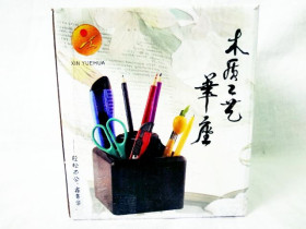 Подставка для ручек дер.5008