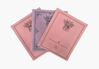 Зображення на фото зошити на 12 листів