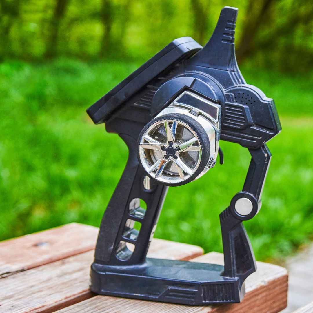 Як правильно обрати машинку на радіо-керуванні?