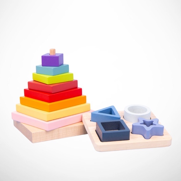 Дерев'яні пірамідки